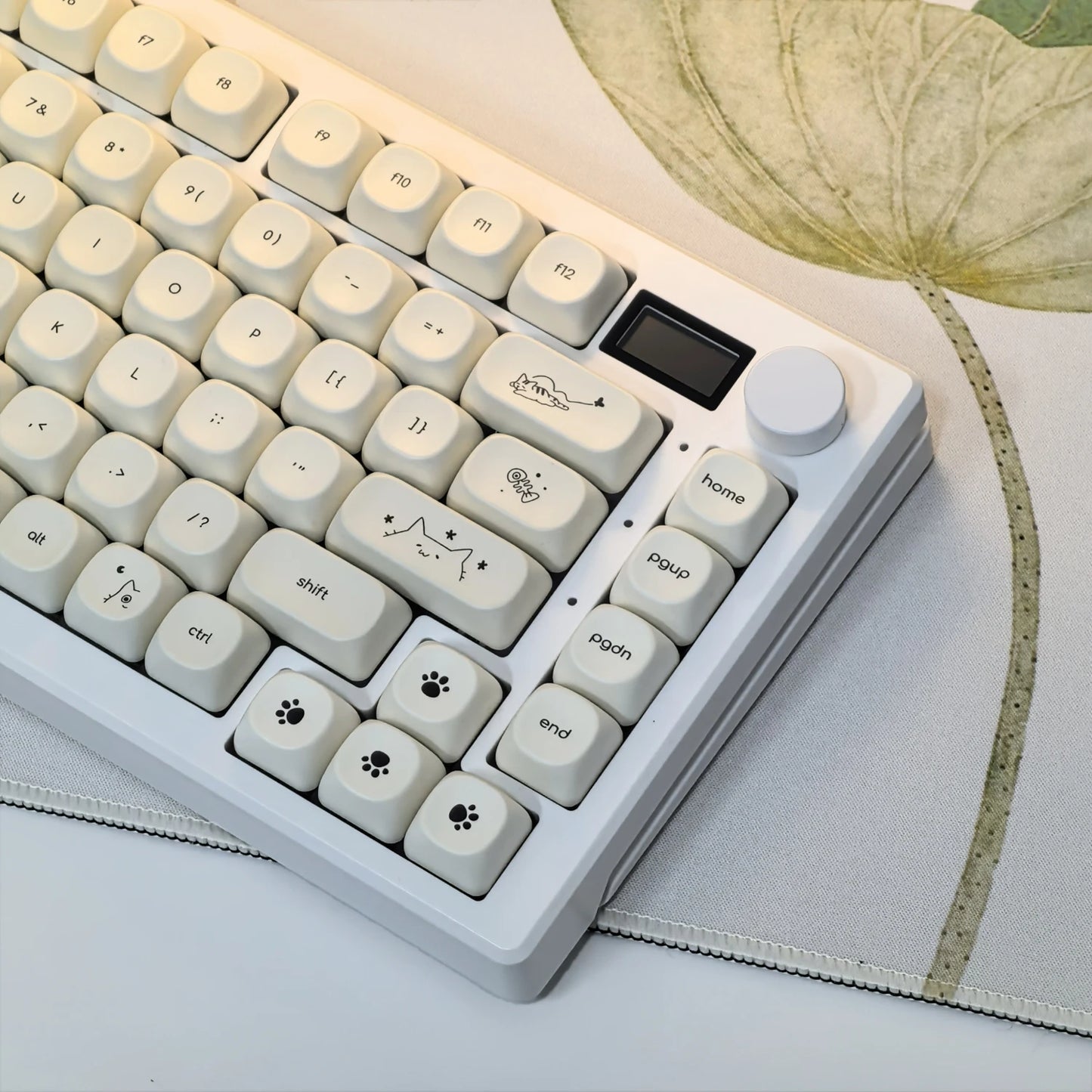 Milky Cat Keycaps (124 Pieces)
